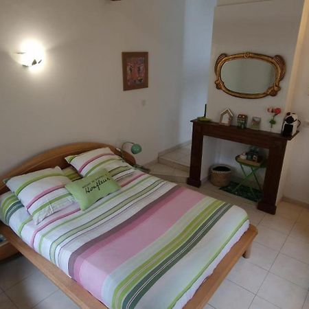 Honfleur A Deux Bed and Breakfast Εξωτερικό φωτογραφία