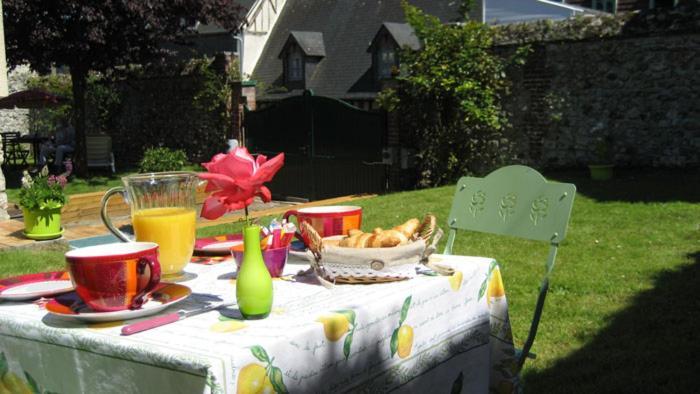 Honfleur A Deux Bed and Breakfast Εξωτερικό φωτογραφία